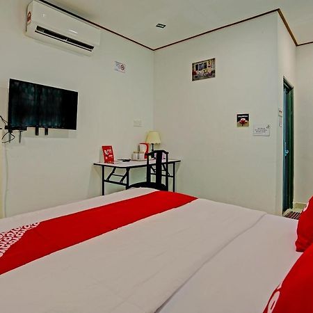 מלון Kampong Raja Capital O 90423 Teratai Chalet מראה חיצוני תמונה