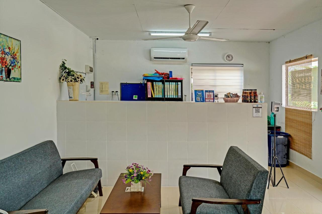 מלון Kampong Raja Capital O 90423 Teratai Chalet מראה חיצוני תמונה