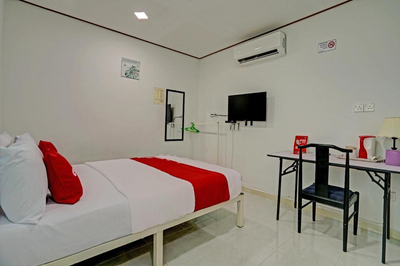 מלון Kampong Raja Capital O 90423 Teratai Chalet מראה חיצוני תמונה